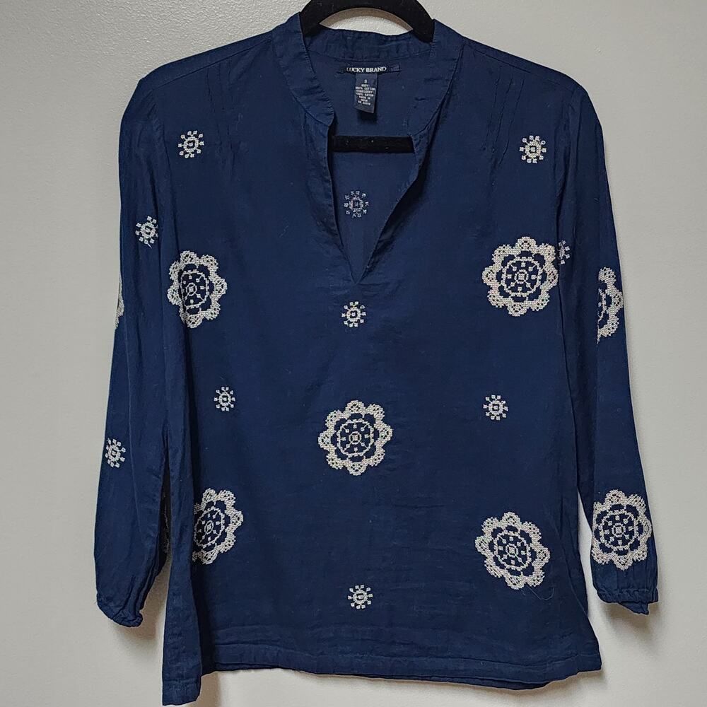 Lucky brand Rayon Embroidered Top size small